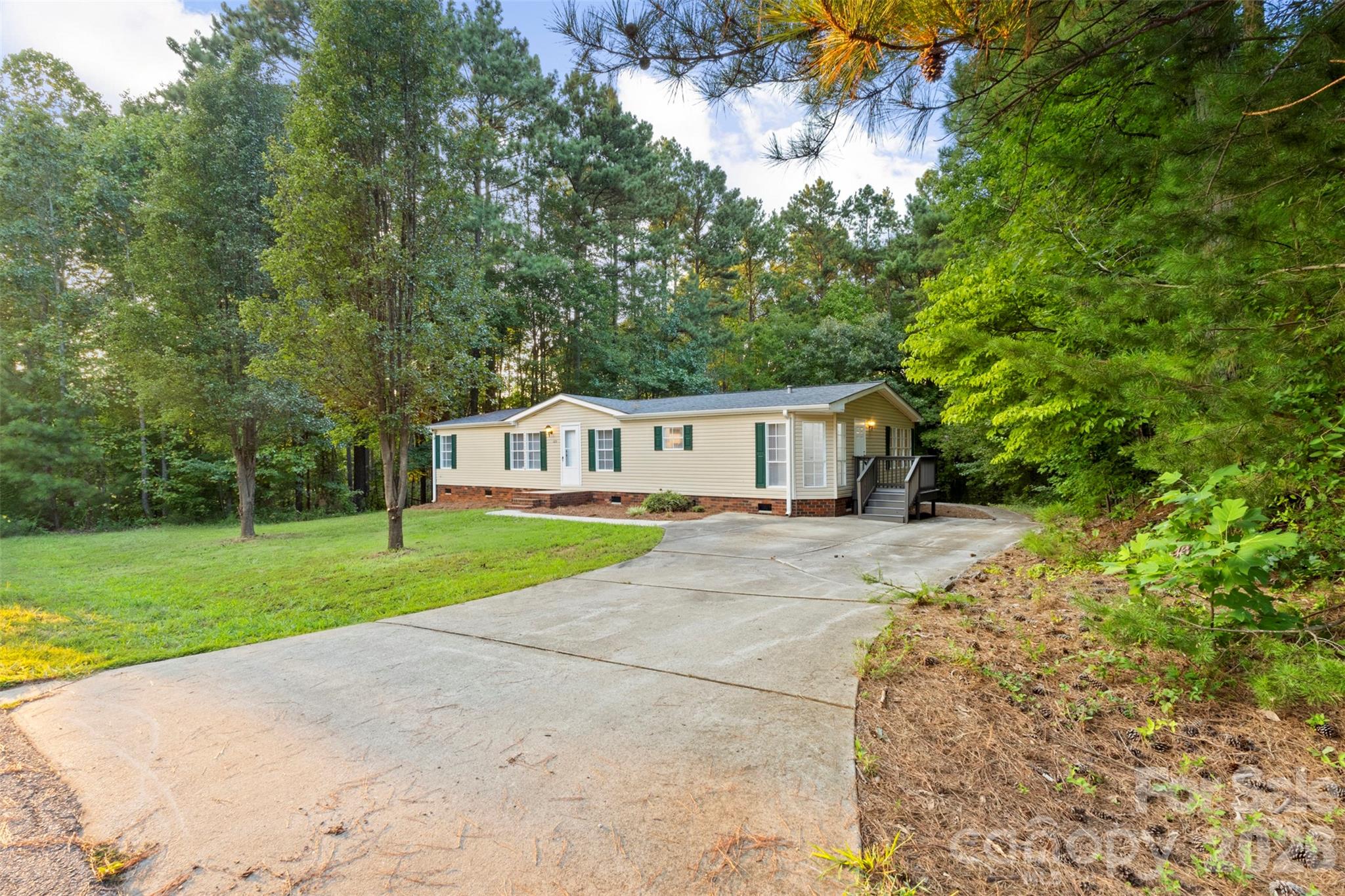 223 Ridge Creek Drive — Troutman