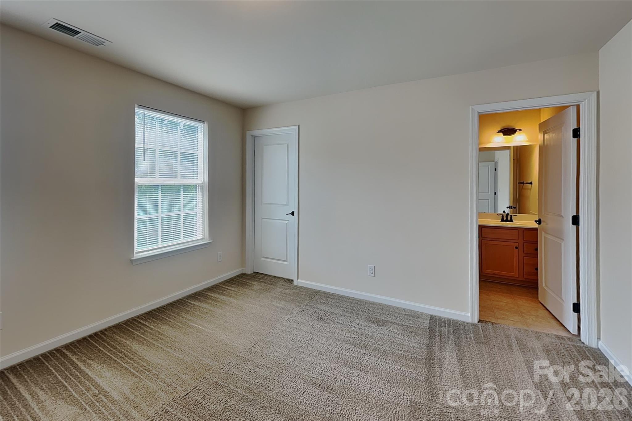 8133 Early Bird Way — Mint Hill