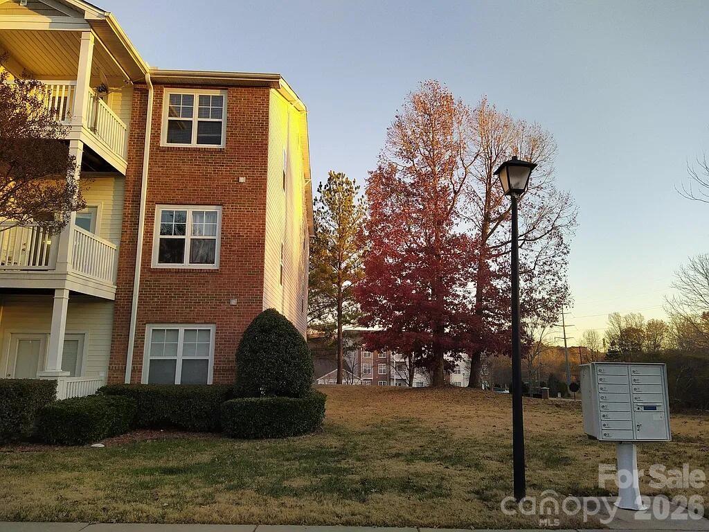 10518 Hill Point Court #10518 — Charlotte