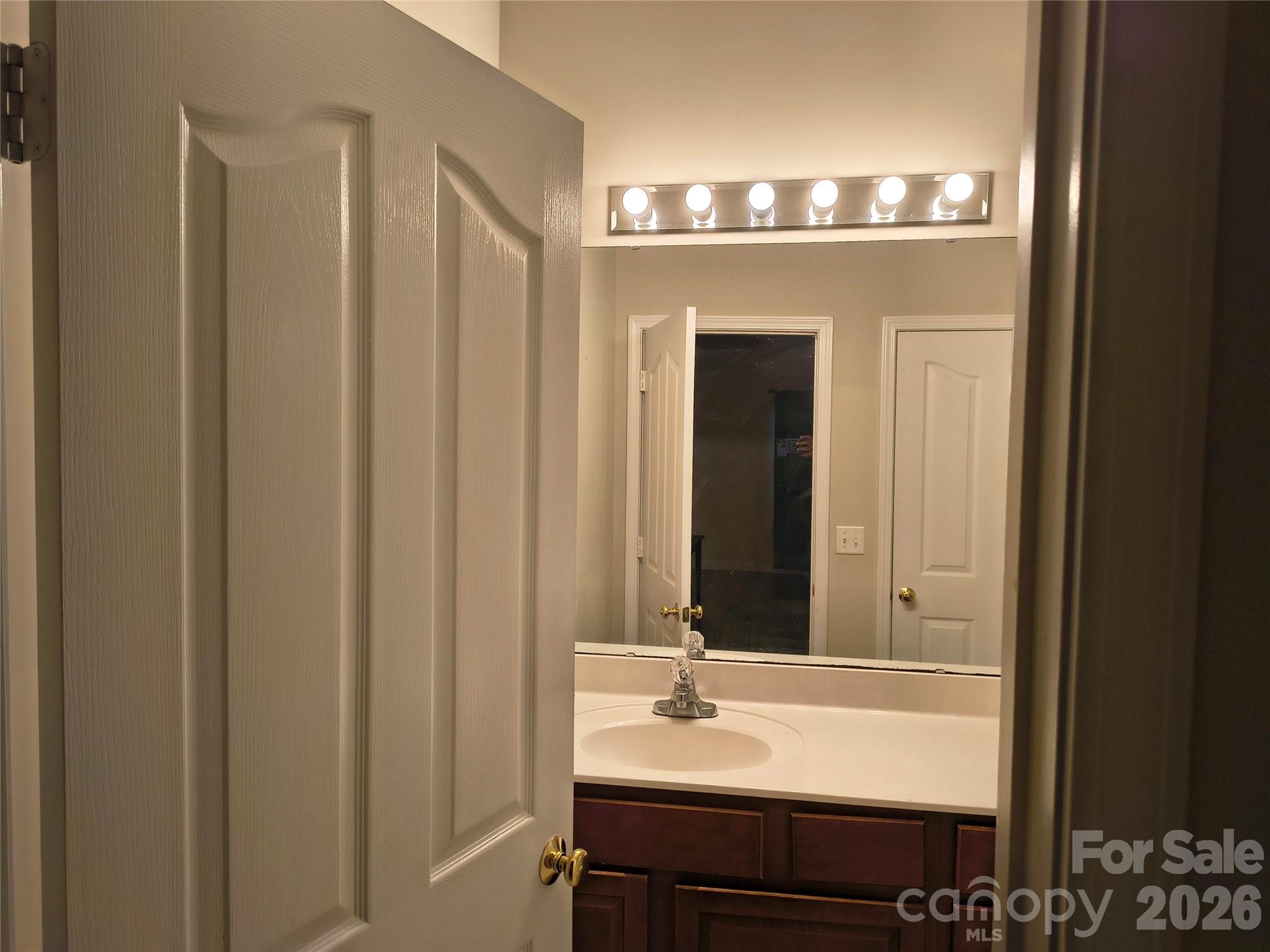10518 Hill Point Court #10518 — Charlotte