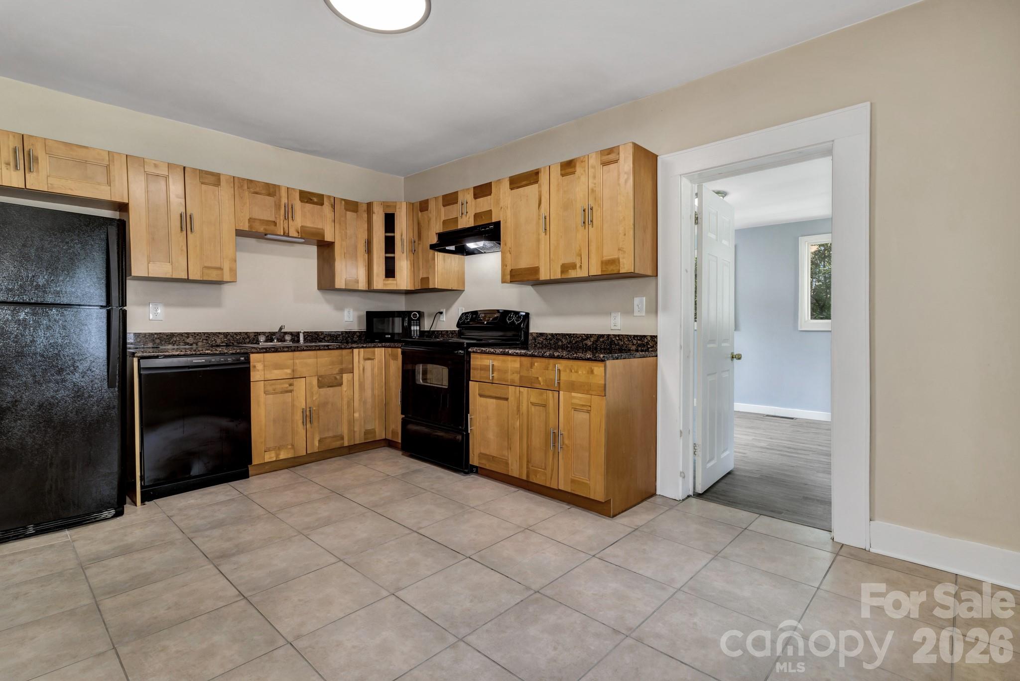 88 Brooklyn Road — Asheville
