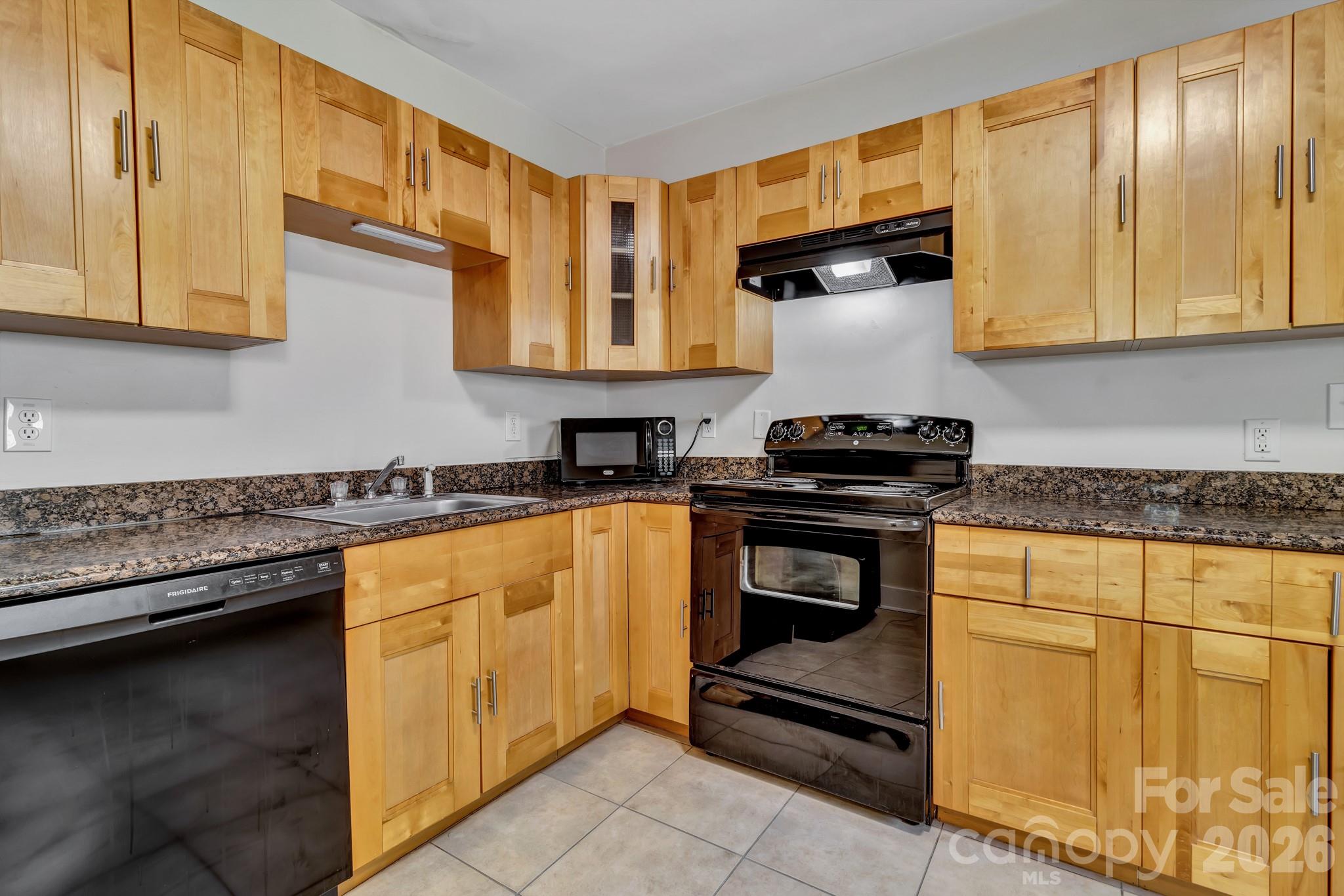 88 Brooklyn Road — Asheville