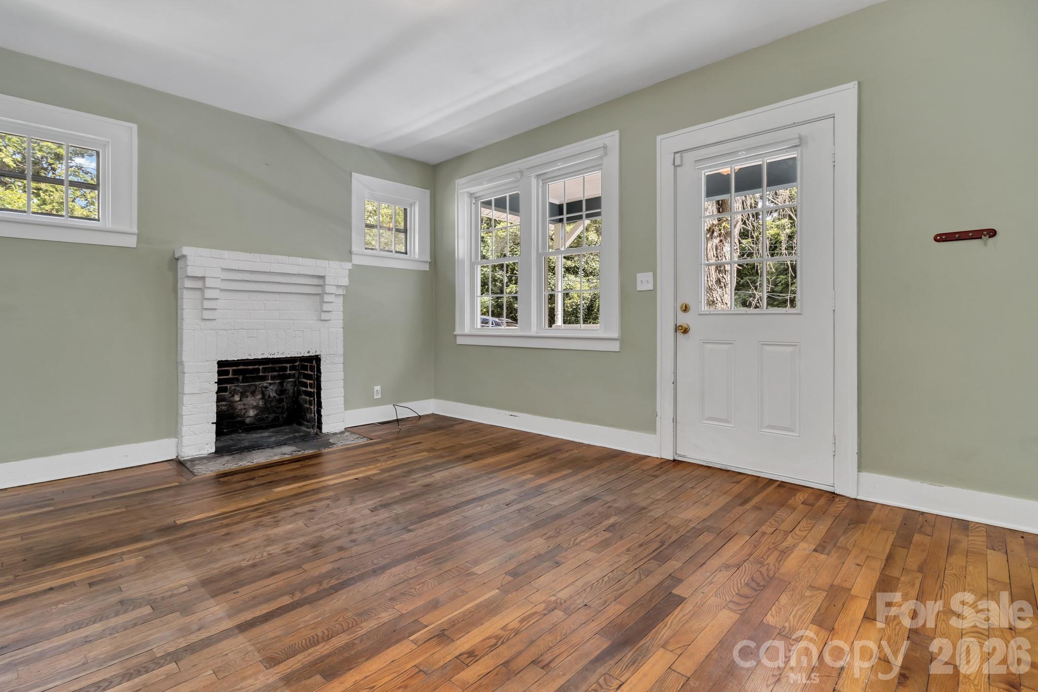 88 Brooklyn Road — Asheville