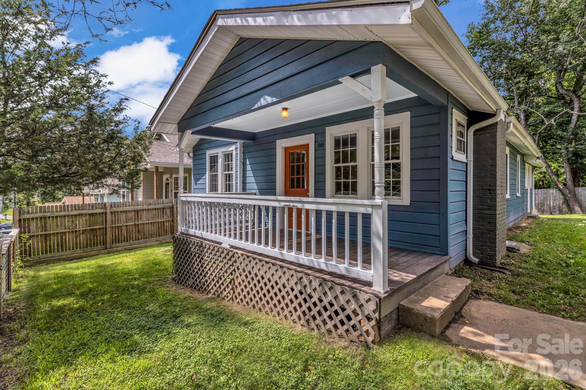 88 Brooklyn Road — Asheville