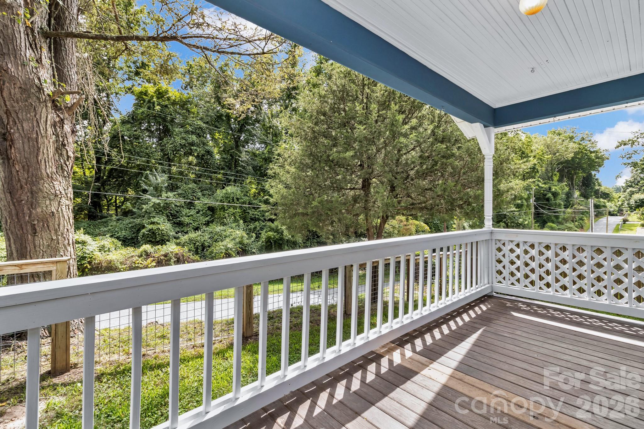 88 Brooklyn Road — Asheville