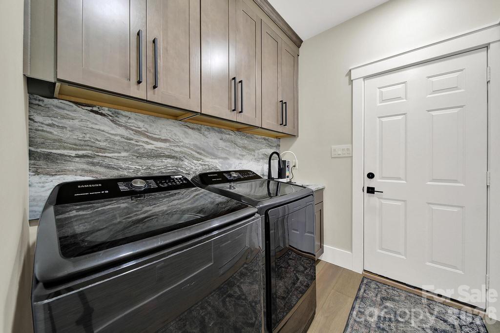 388 Ponderosa Circle — Mooresville