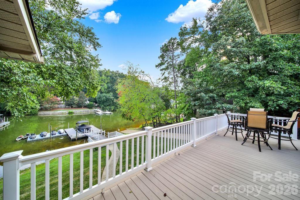 388 Ponderosa Circle — Mooresville