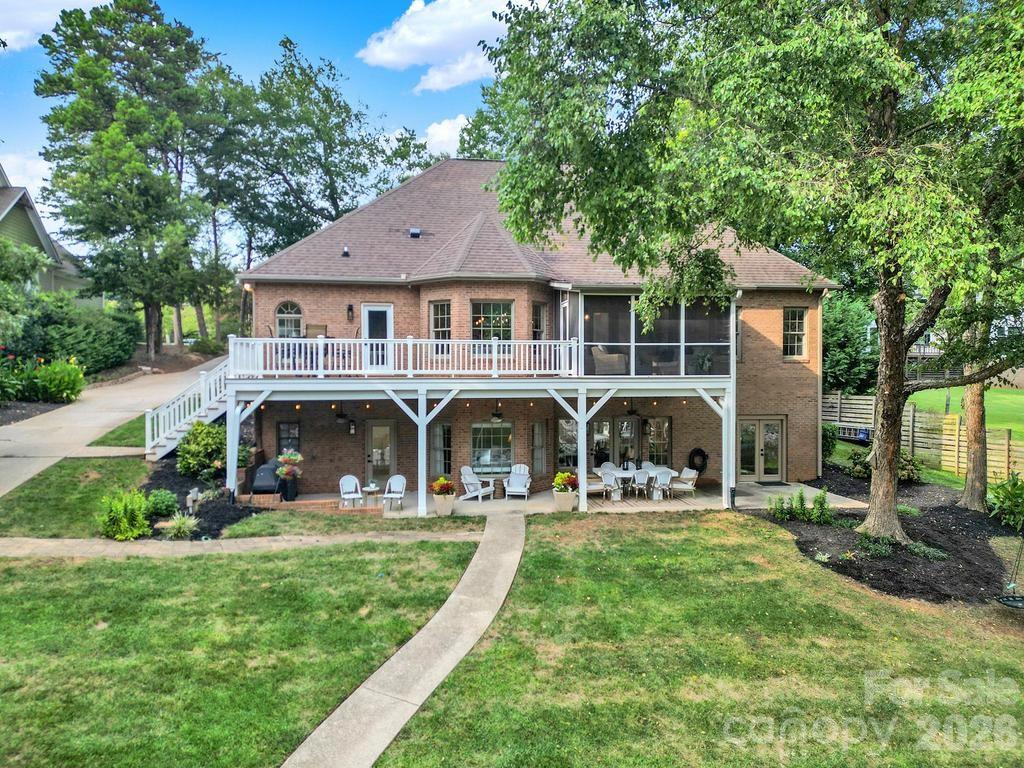 388 Ponderosa Circle — Mooresville