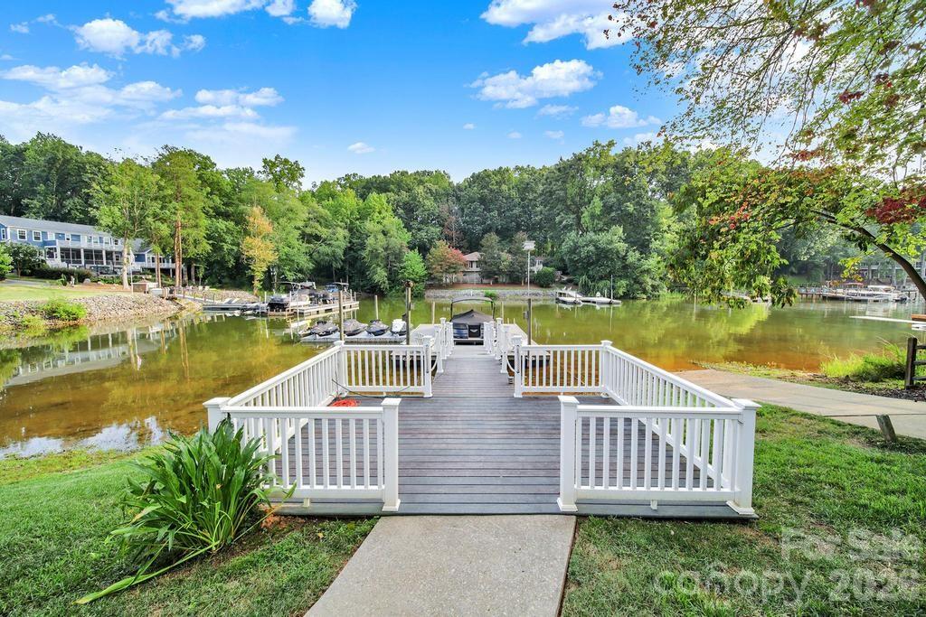388 Ponderosa Circle — Mooresville