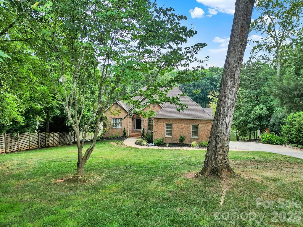 388 Ponderosa Circle — Mooresville