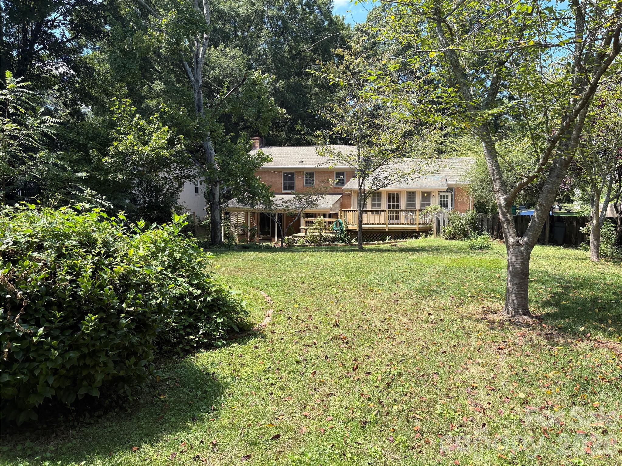 1215 Brockton Lane — Charlotte