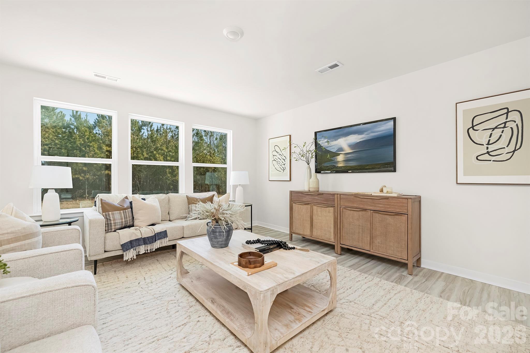 234 Lauren Lane — Hendersonville
