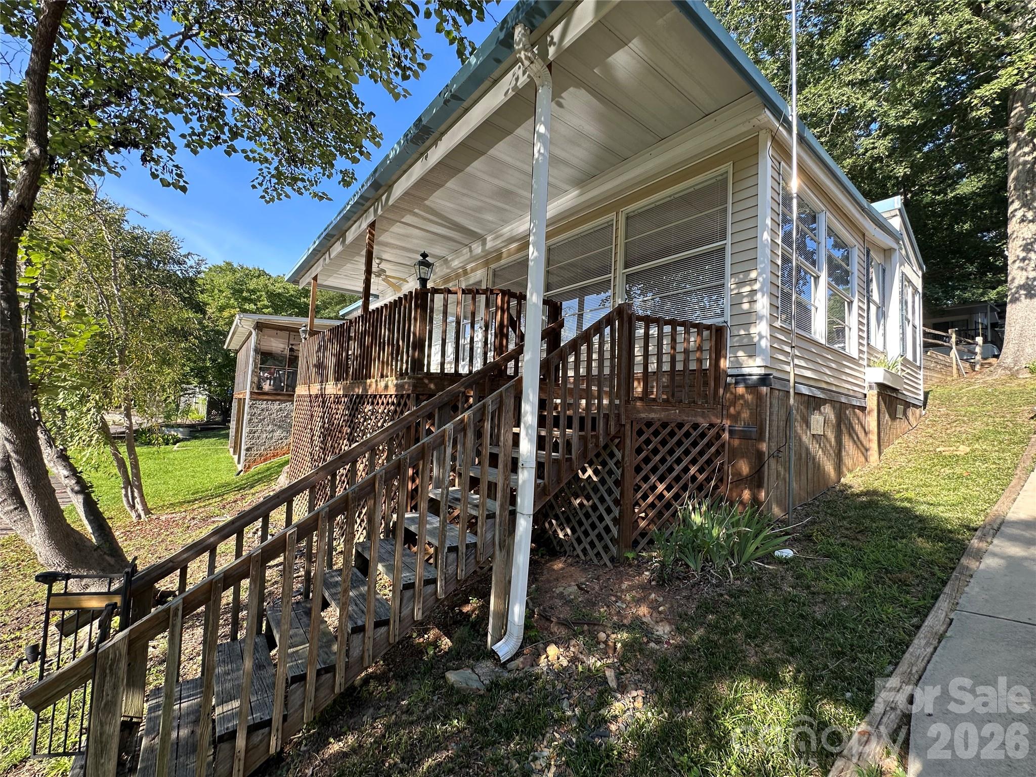 135 Clubhouse Drive Extension — New London