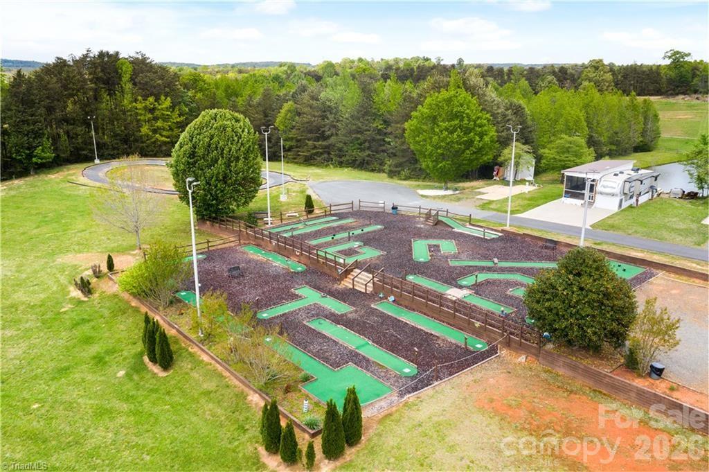 135 Clubhouse Drive Extension — New London