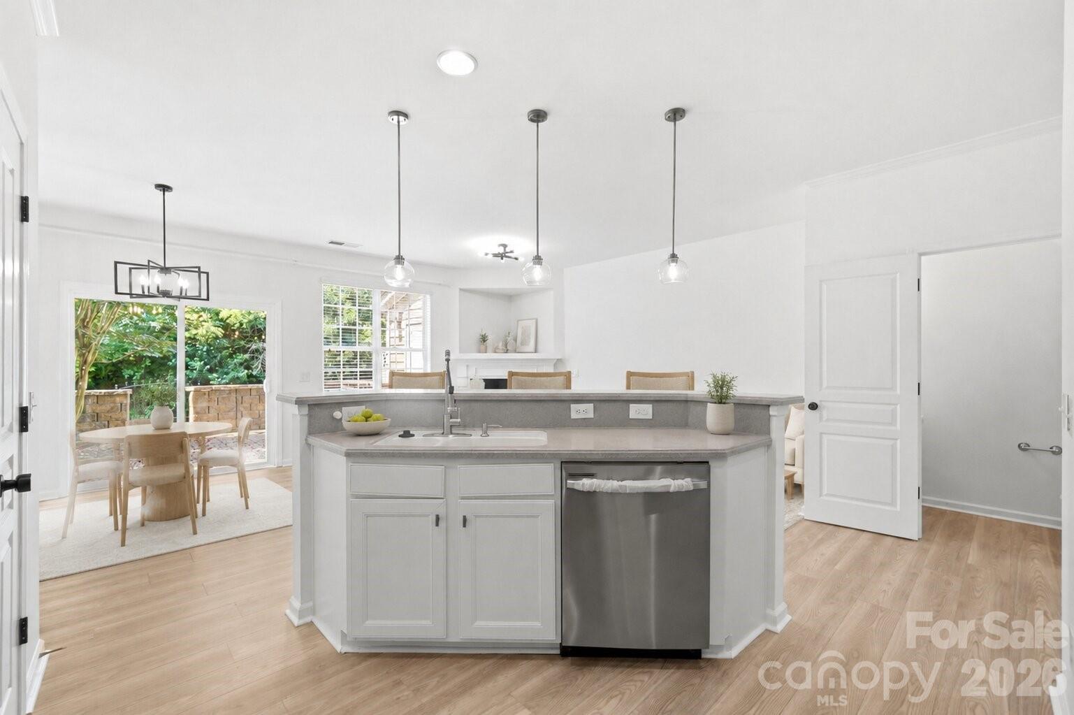 461 River Park Road — Belmont