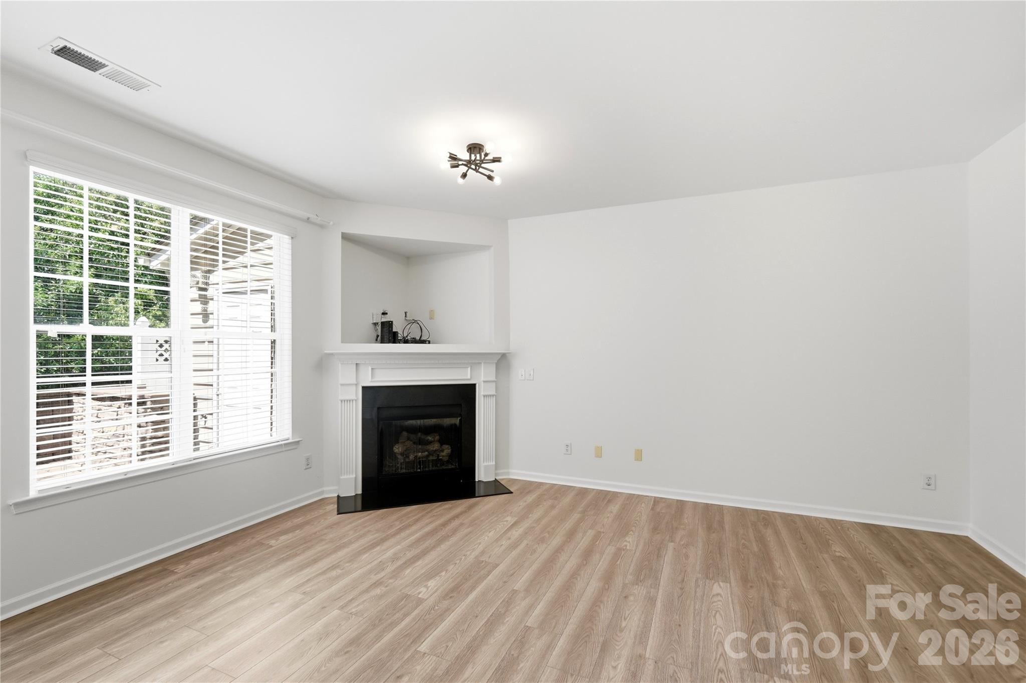 461 River Park Road — Belmont