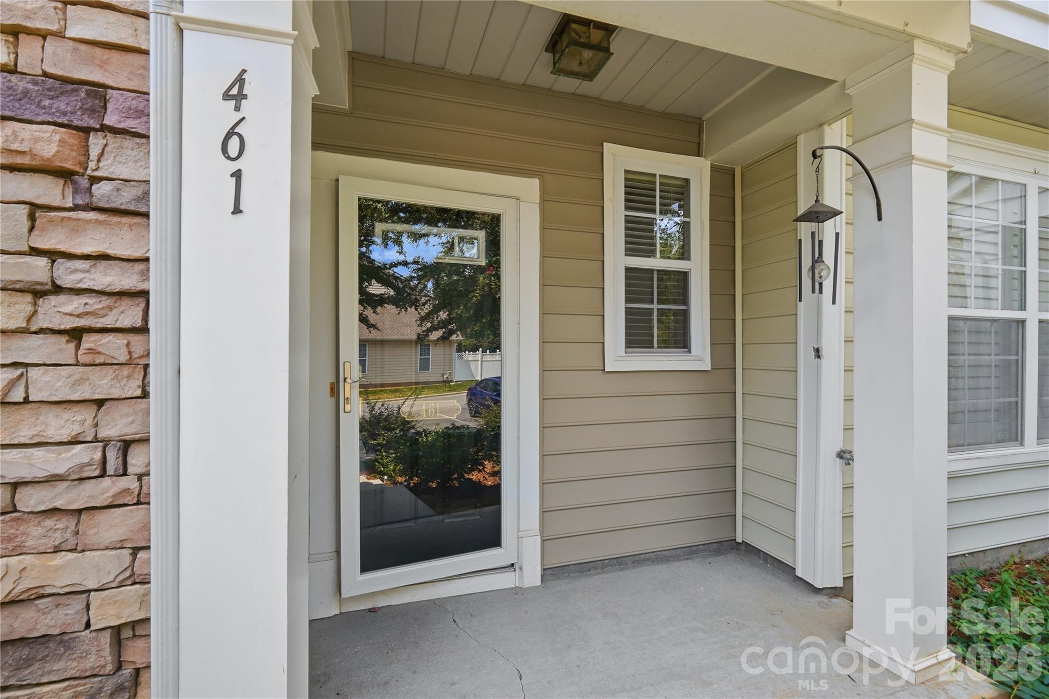 461 River Park Road — Belmont