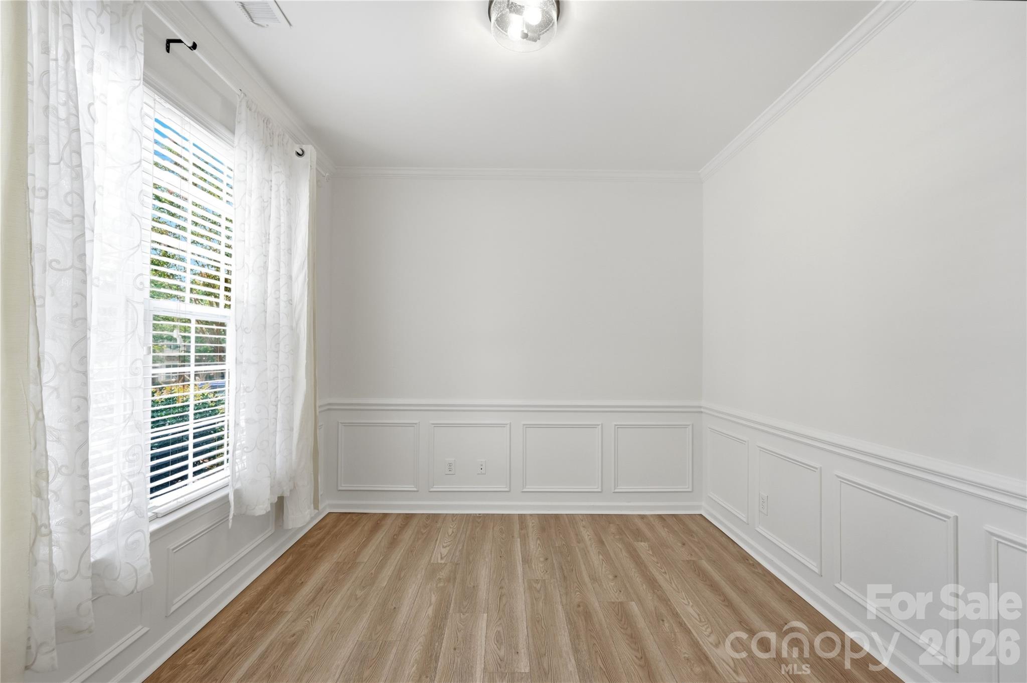 461 River Park Road — Belmont