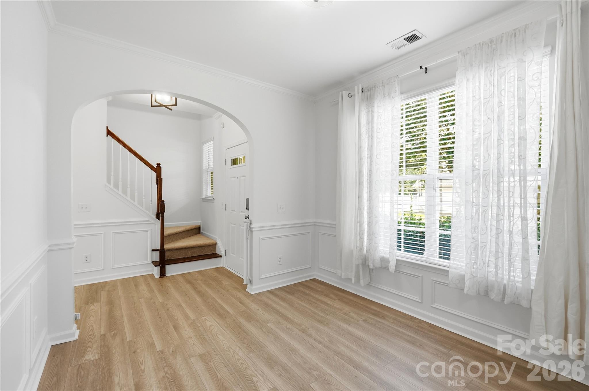 461 River Park Road — Belmont