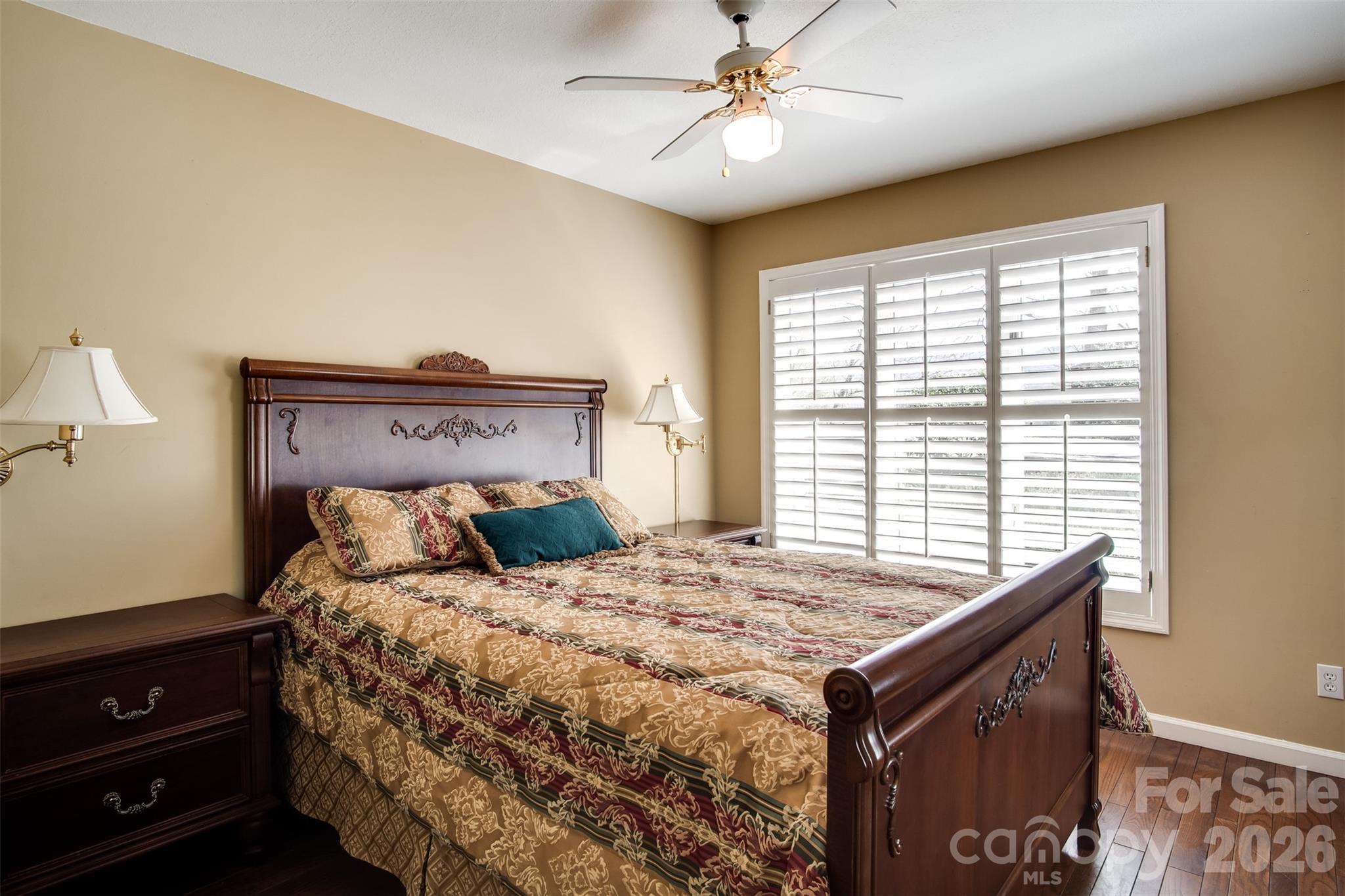 82 Avisco Road — Robbinsville