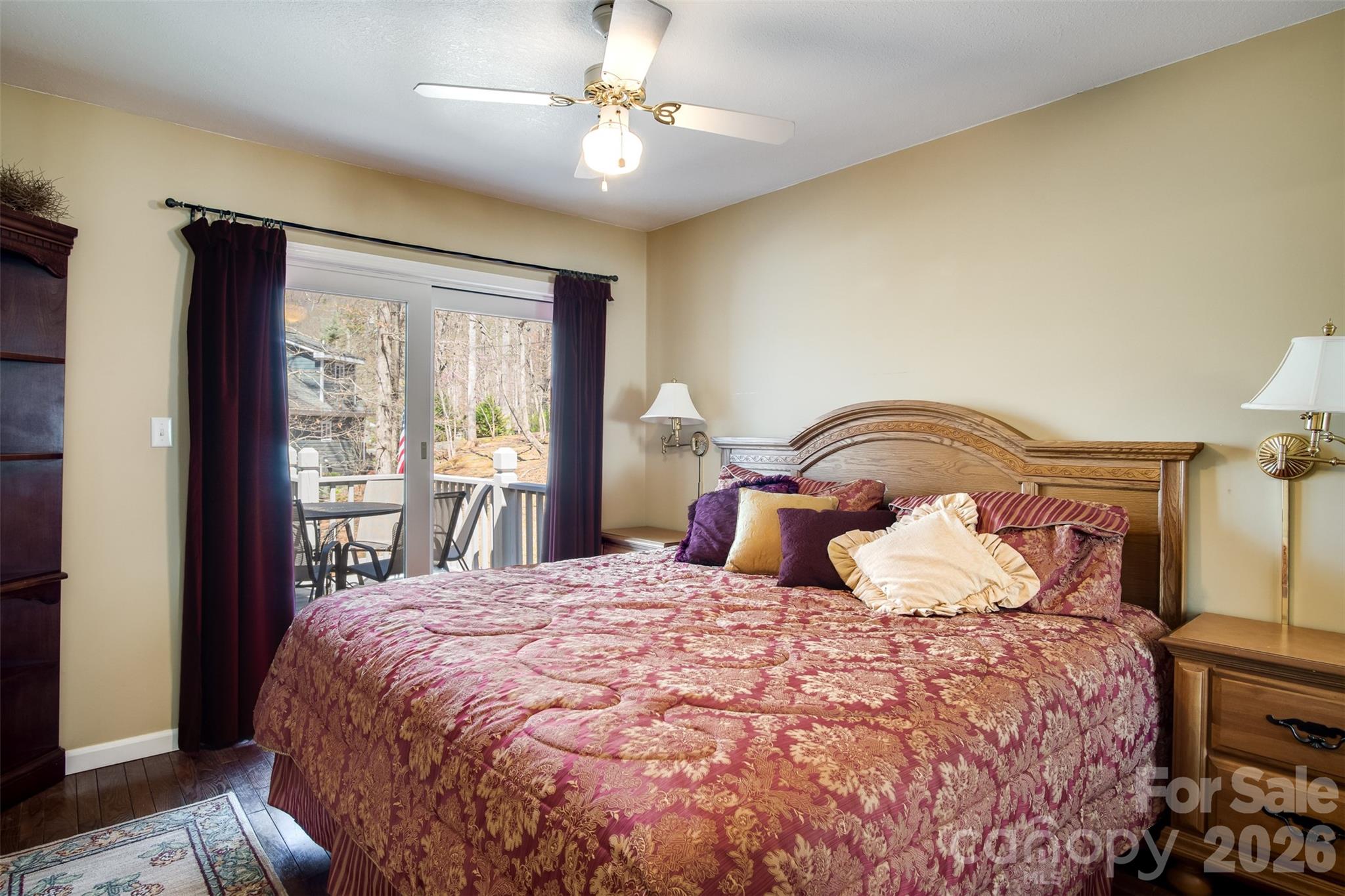 82 Avisco Road — Robbinsville