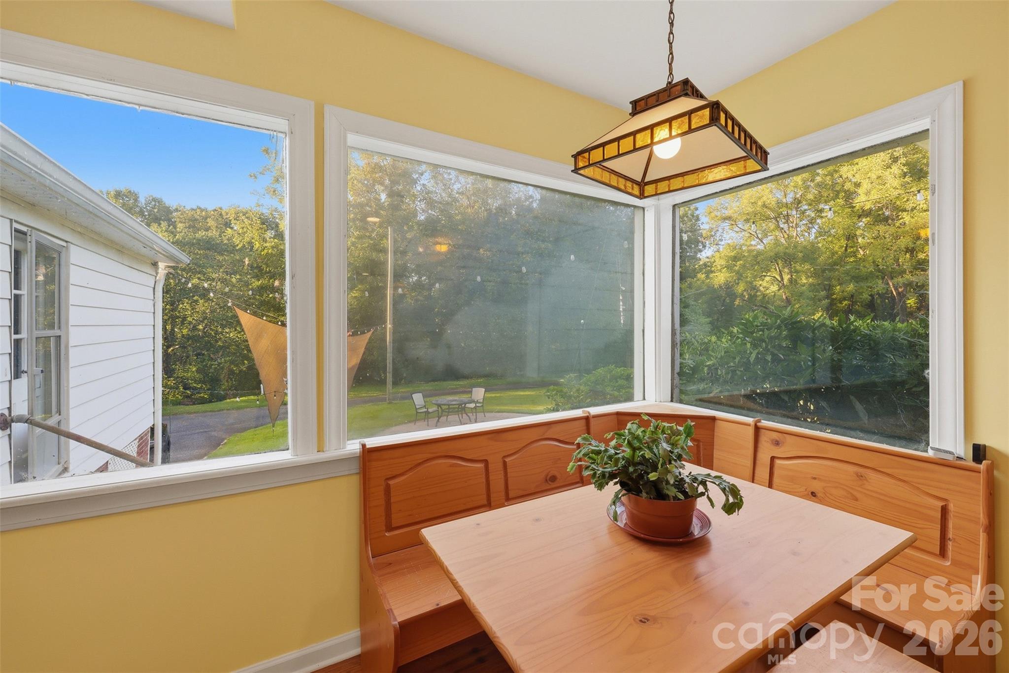 2386 Liledoun Road — Taylorsville