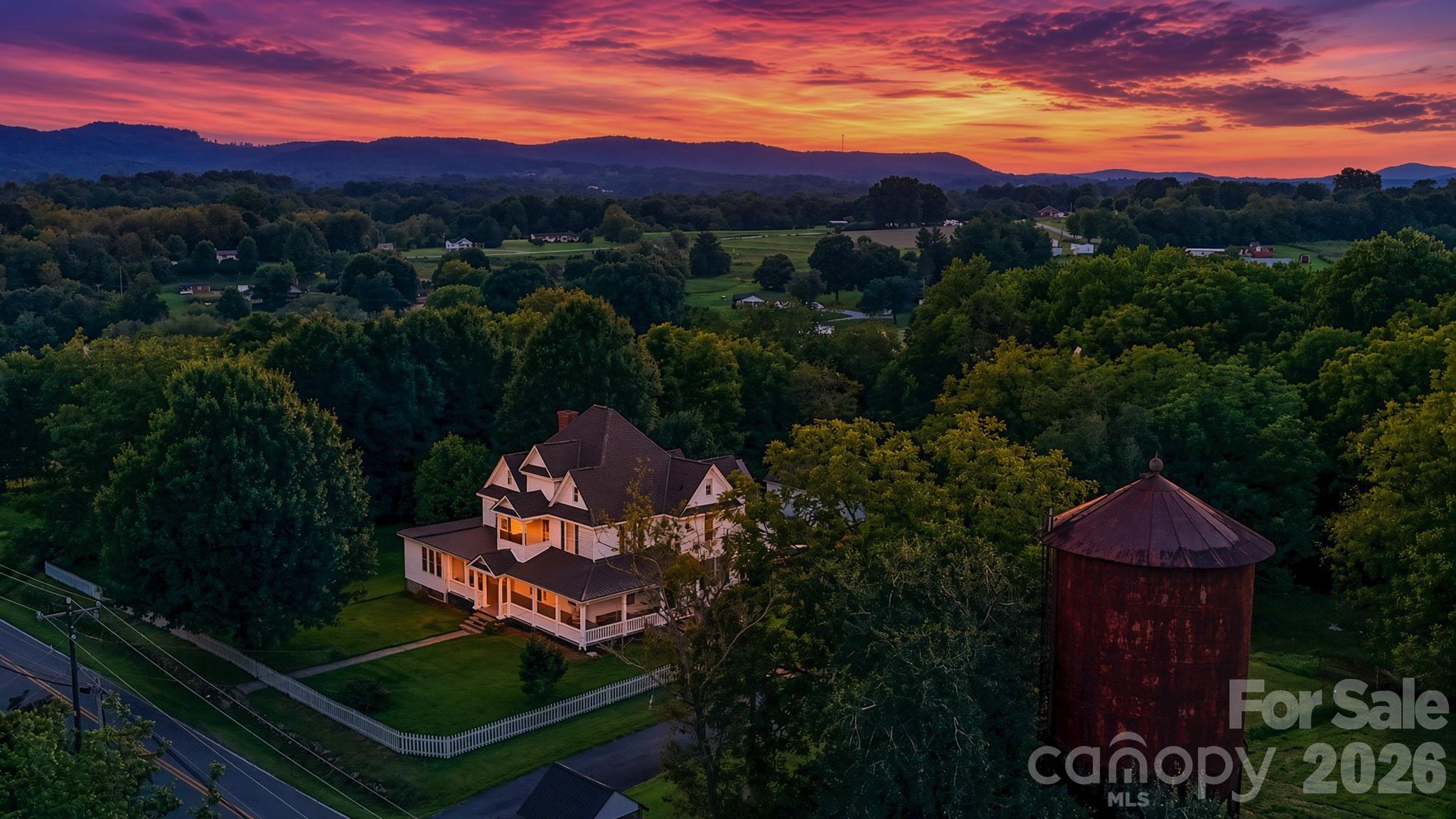 2386 Liledoun Road — Taylorsville