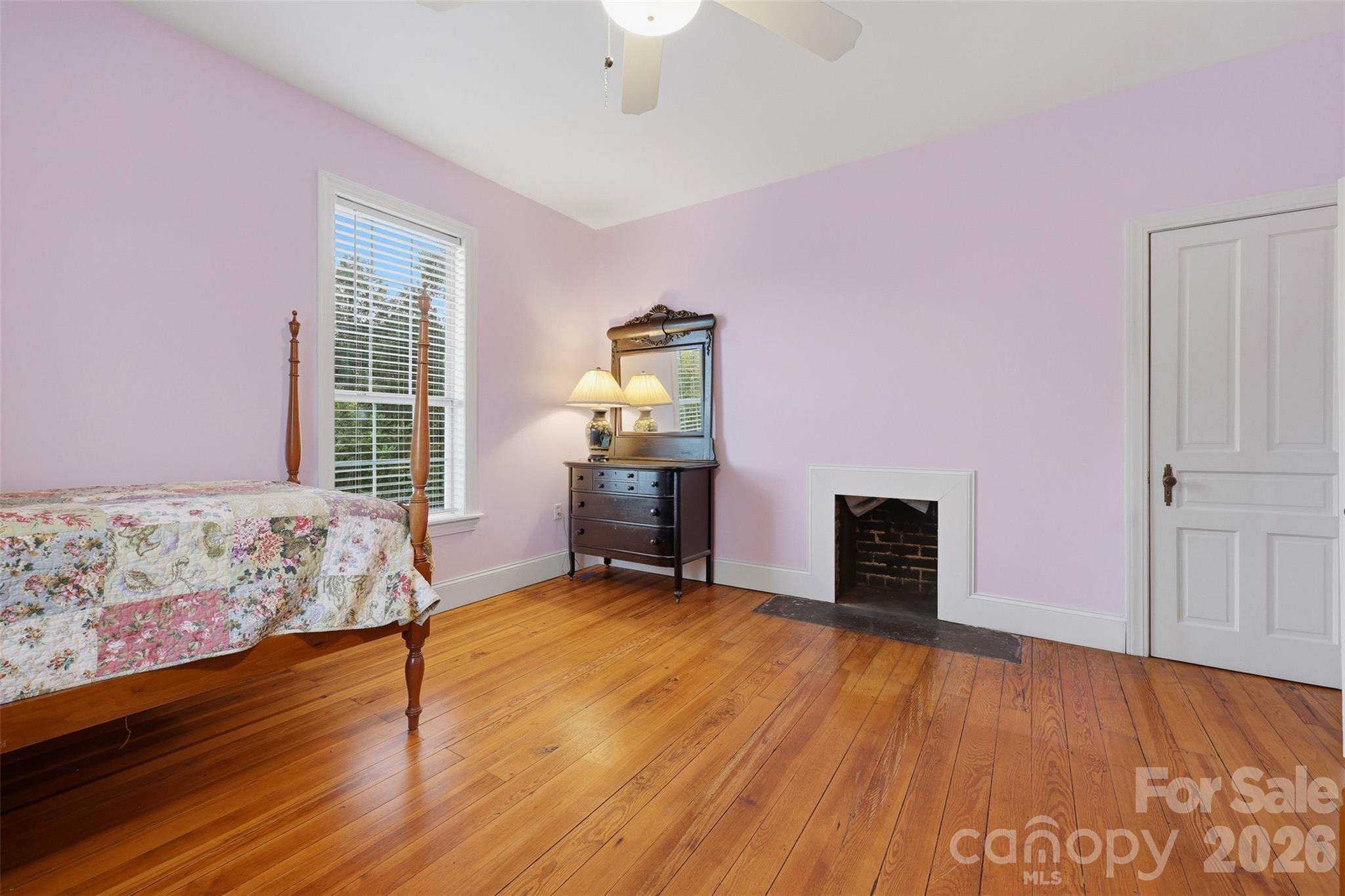 2386 Liledoun Road — Taylorsville