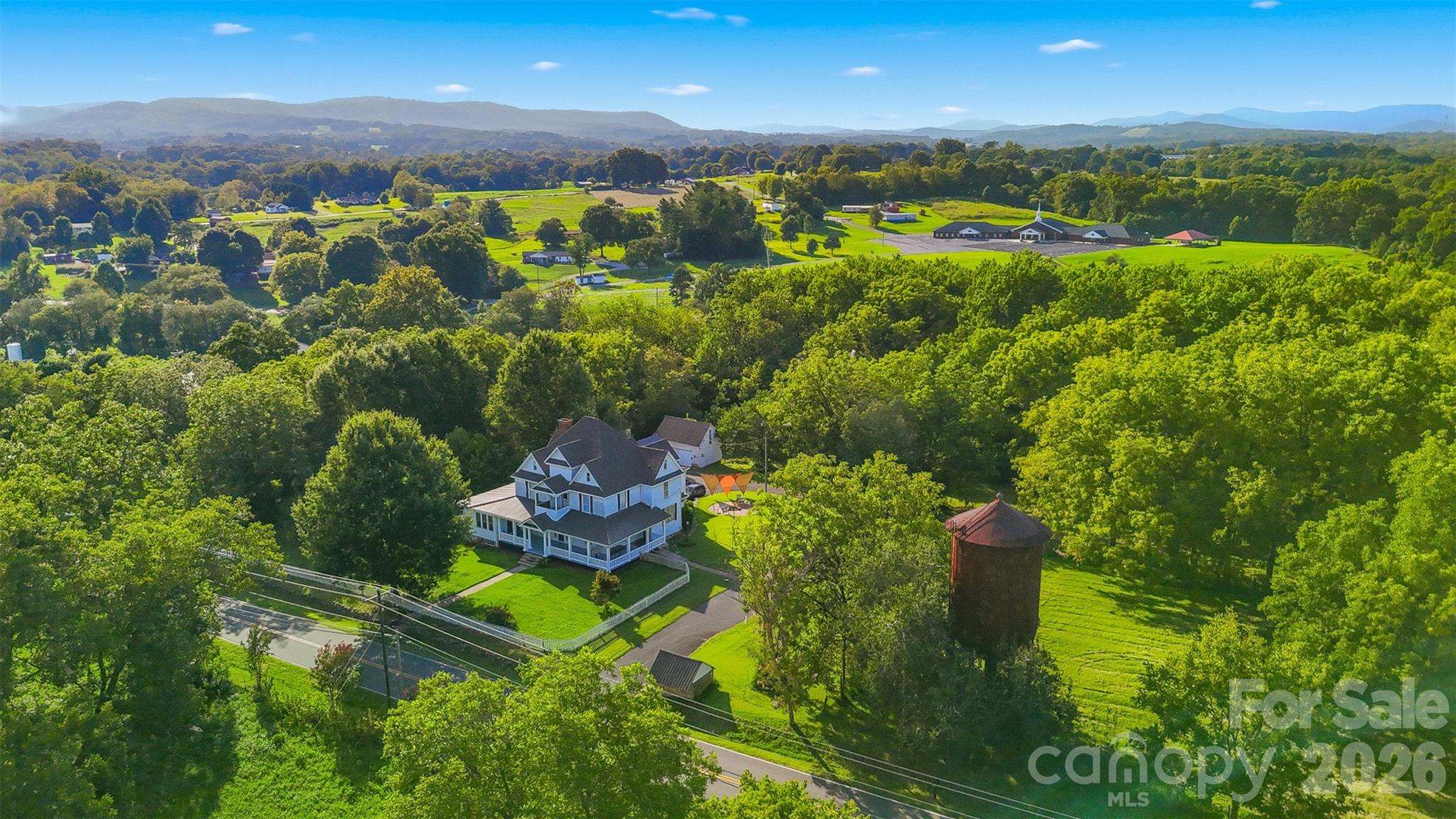 2386 Liledoun Road — Taylorsville