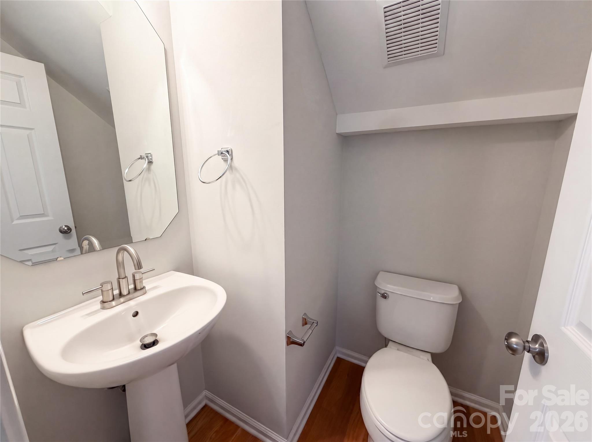 209 Silver Birch Lane — Mount Holly