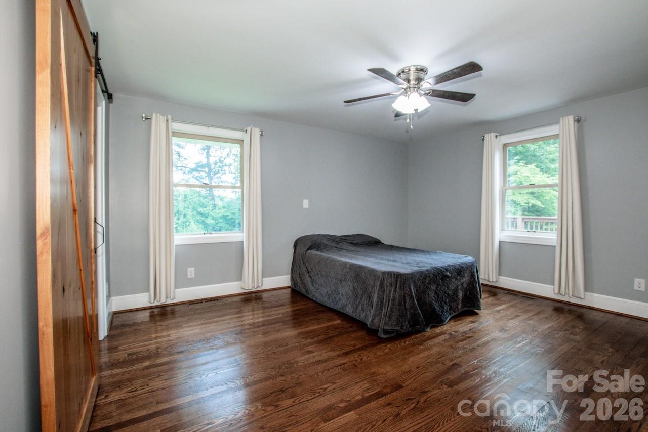 476 Summit Avenue — Statesville