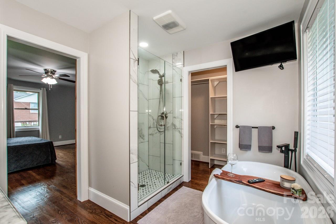 476 Summit Avenue — Statesville