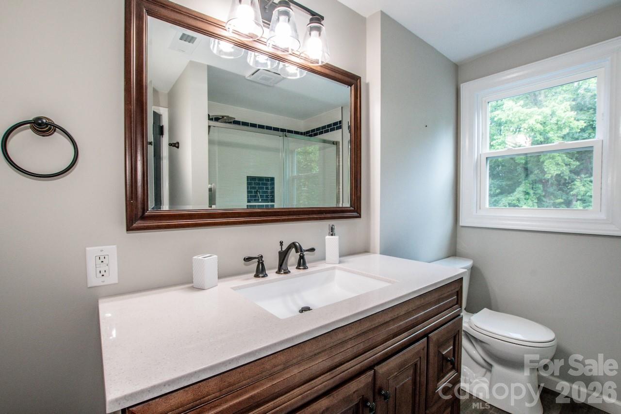 476 Summit Avenue — Statesville
