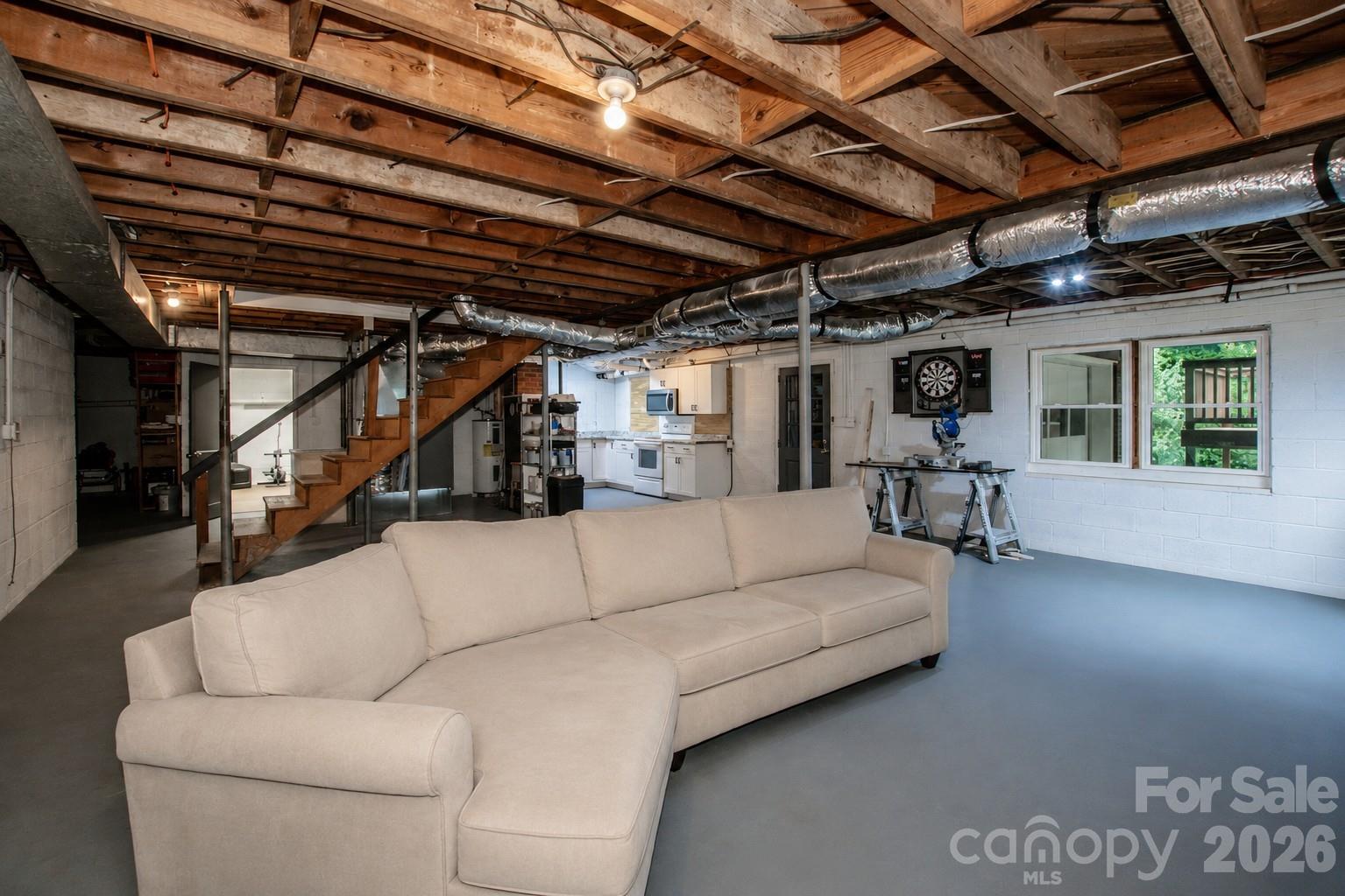 476 Summit Avenue — Statesville