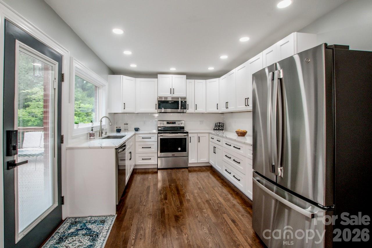 476 Summit Avenue — Statesville