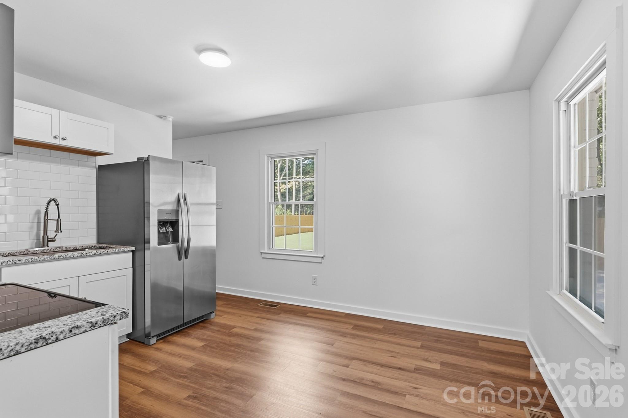 823 Farmcrest Drive — Charlotte