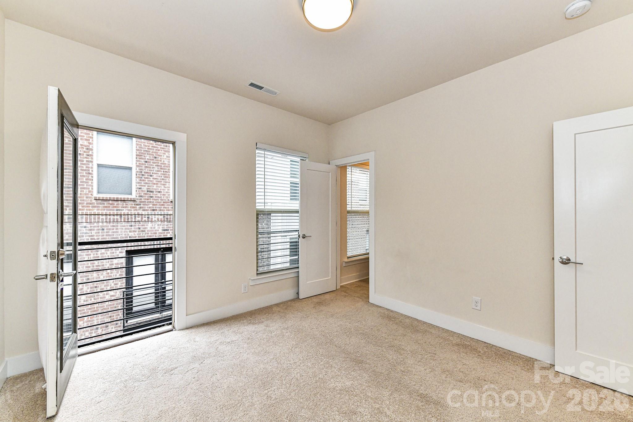 12018 Brooklyn Avenue — Charlotte
