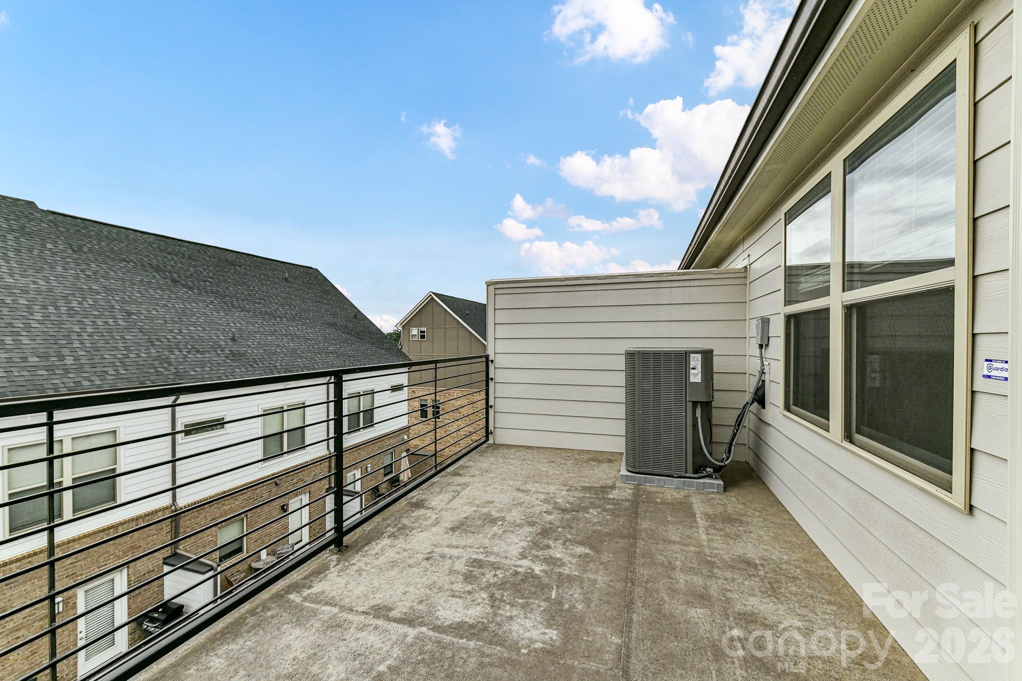 12018 Brooklyn Avenue — Charlotte