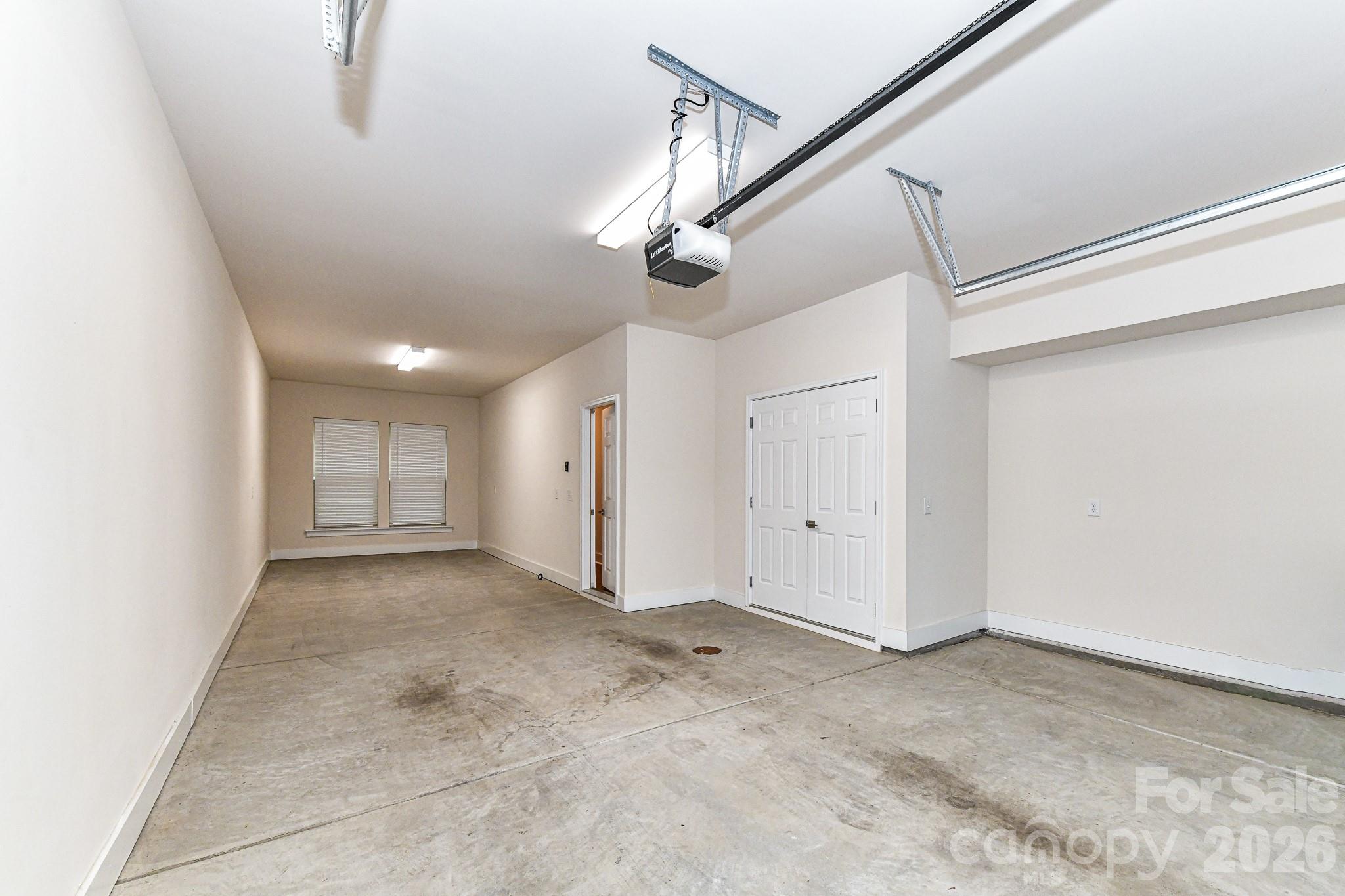 12018 Brooklyn Avenue — Charlotte