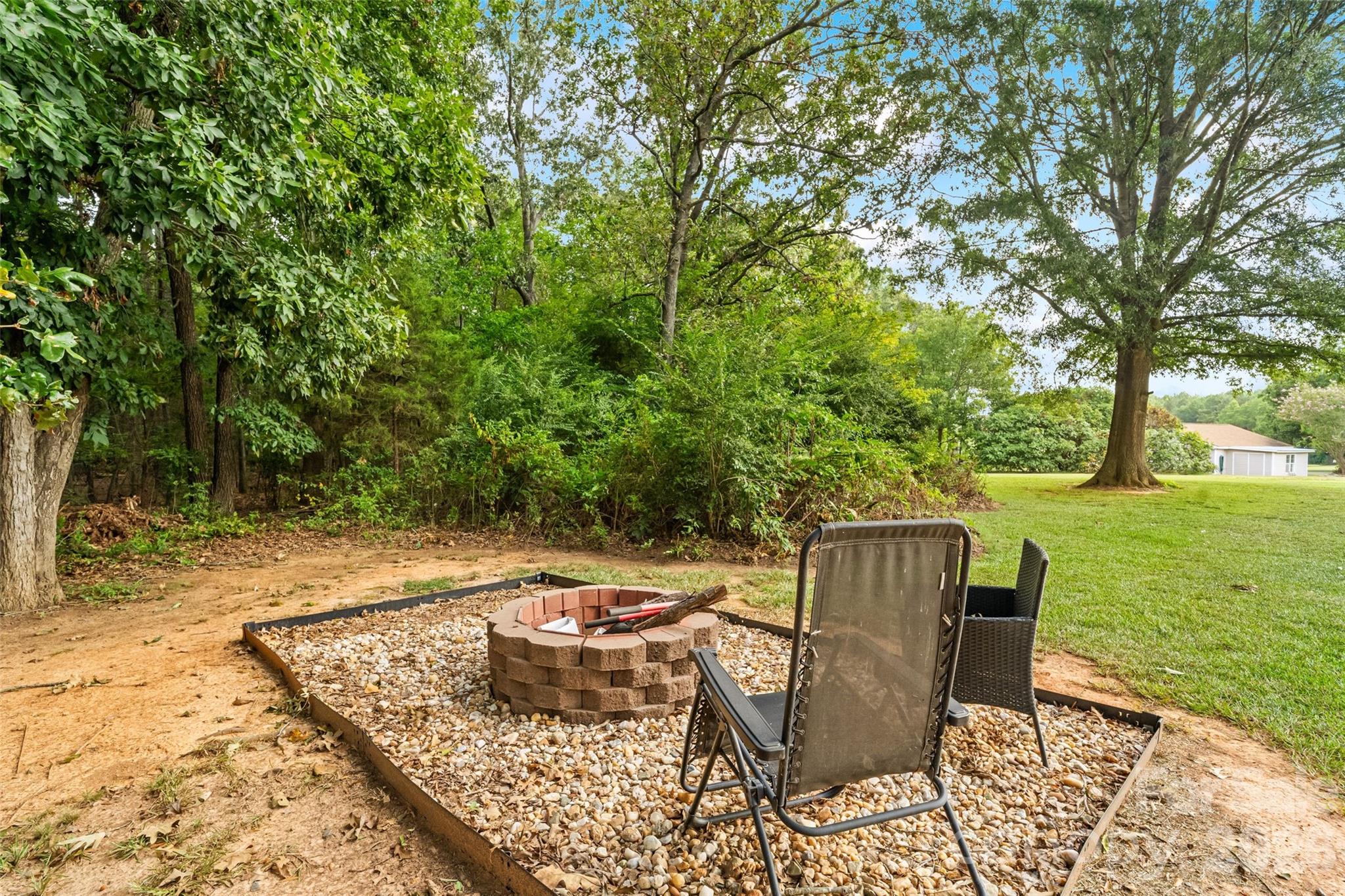 2405 Carl Funderburk Road — Monroe
