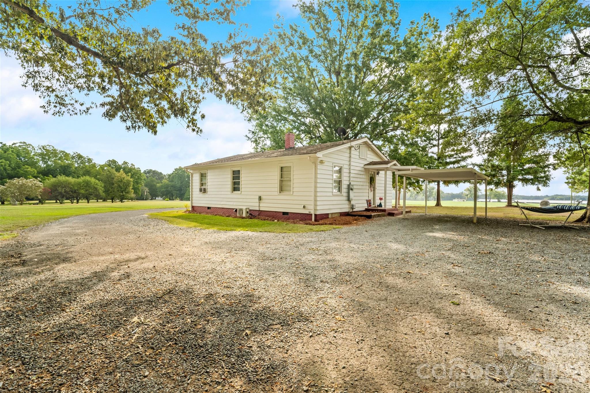 2405 Carl Funderburk Road — Monroe