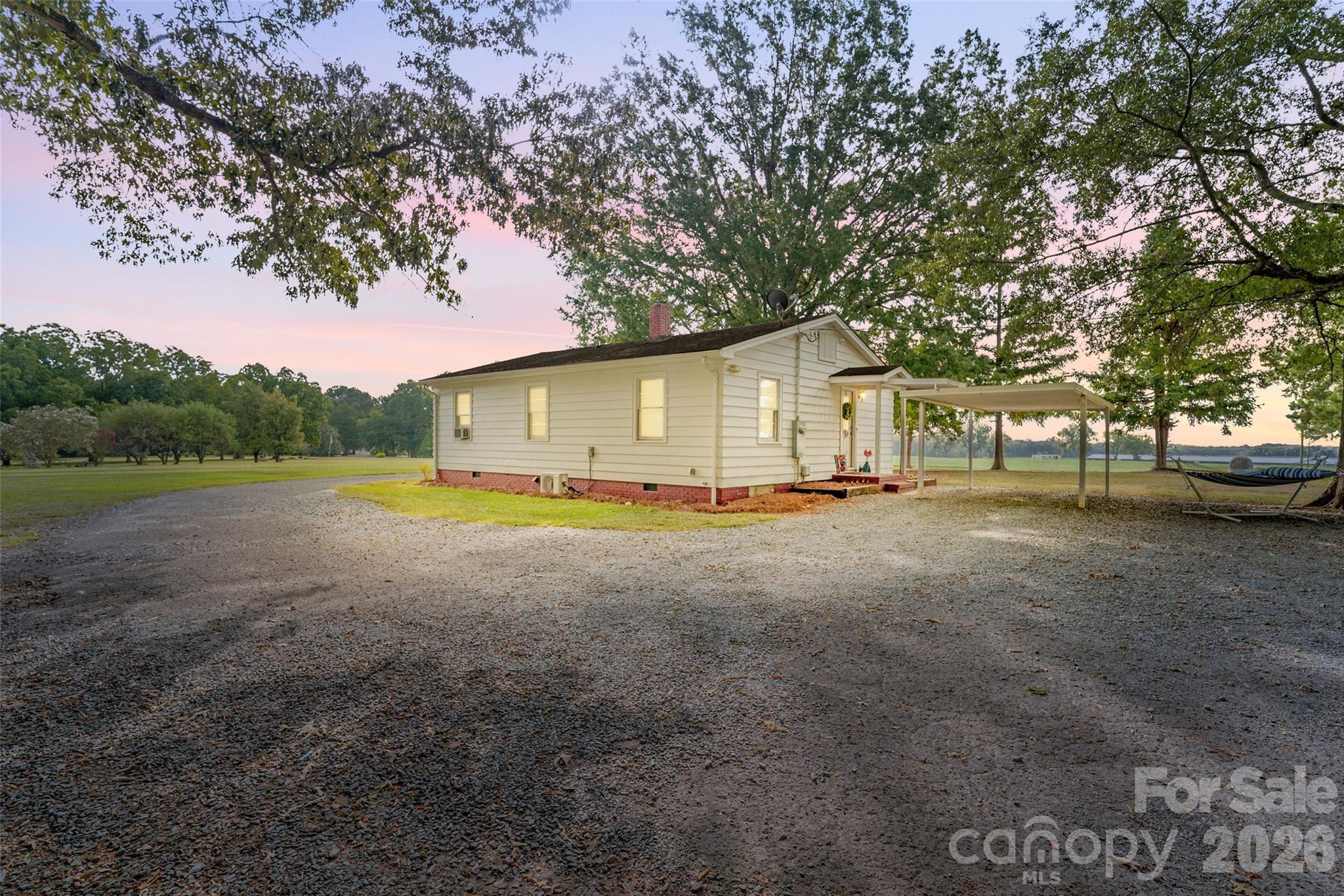 2405 Carl Funderburk Road — Monroe