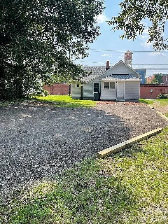 23 Selma Drive — Mooresville