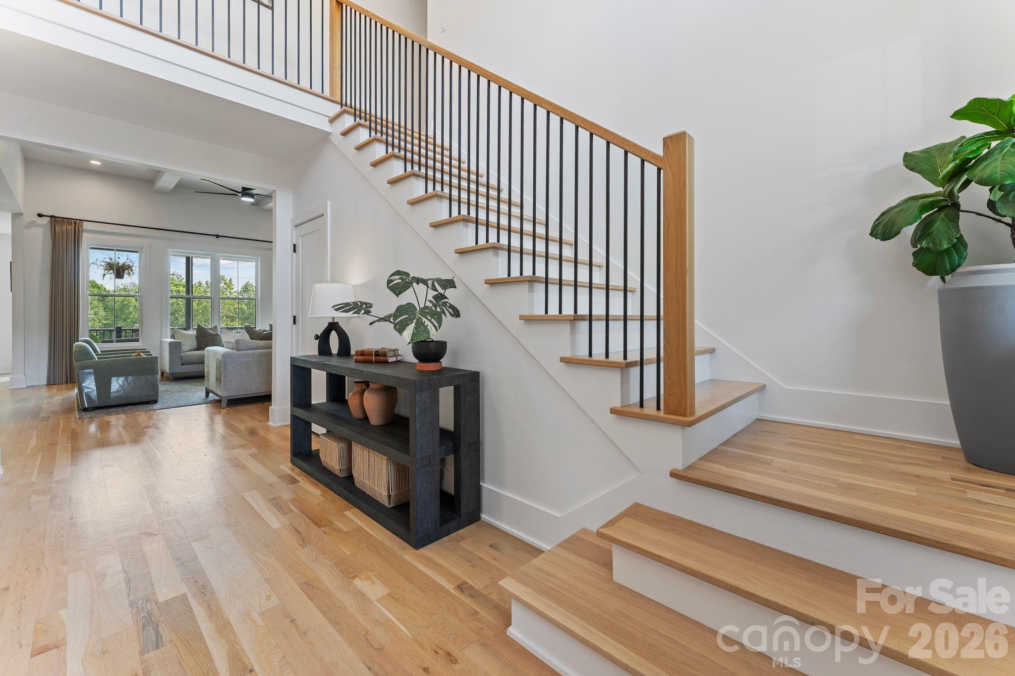 1116 Players Ridge Road — Hickory