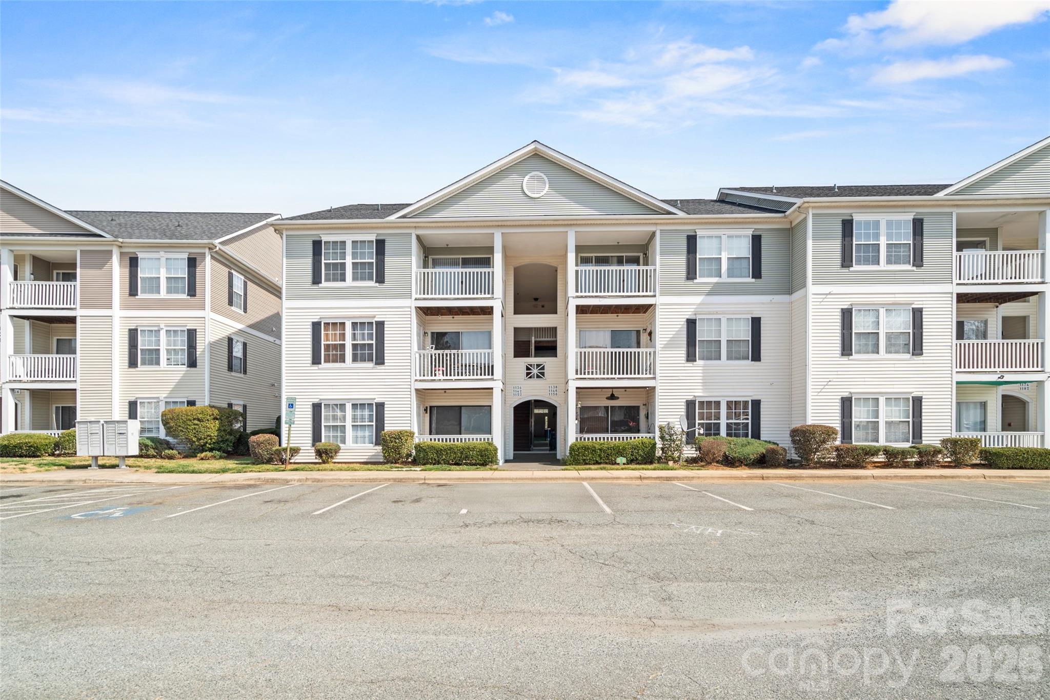 1134 Plaza Walk Drive — Charlotte