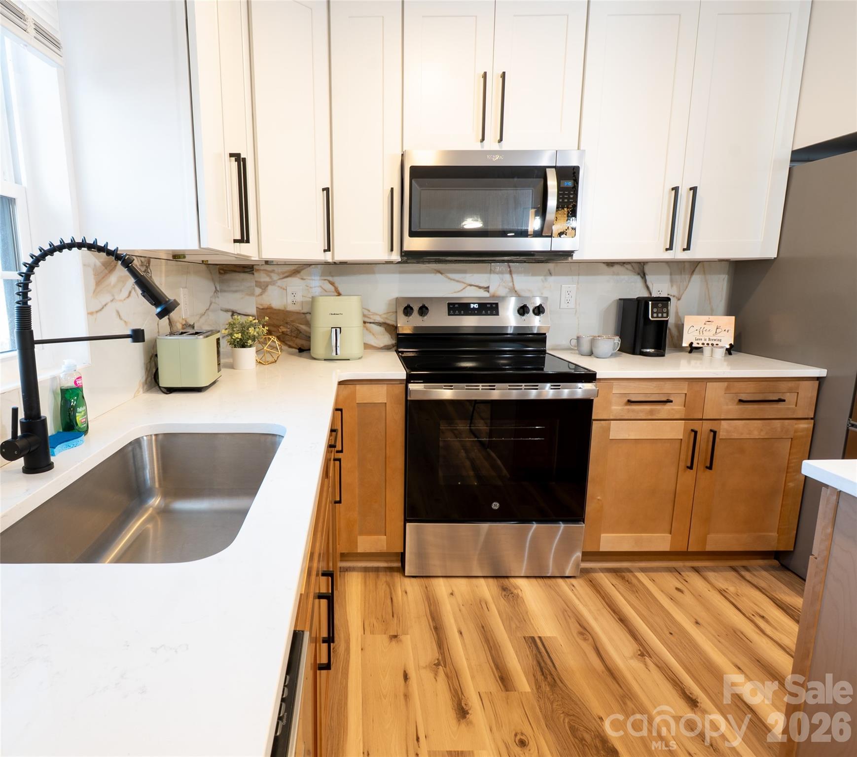 1050 Barnett Drive — Kings Mountain