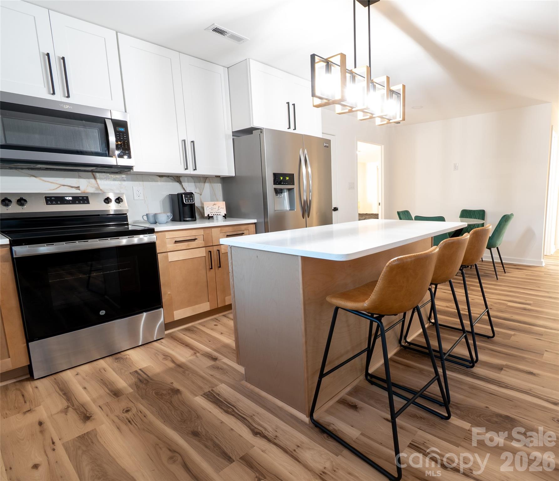 1050 Barnett Drive — Kings Mountain