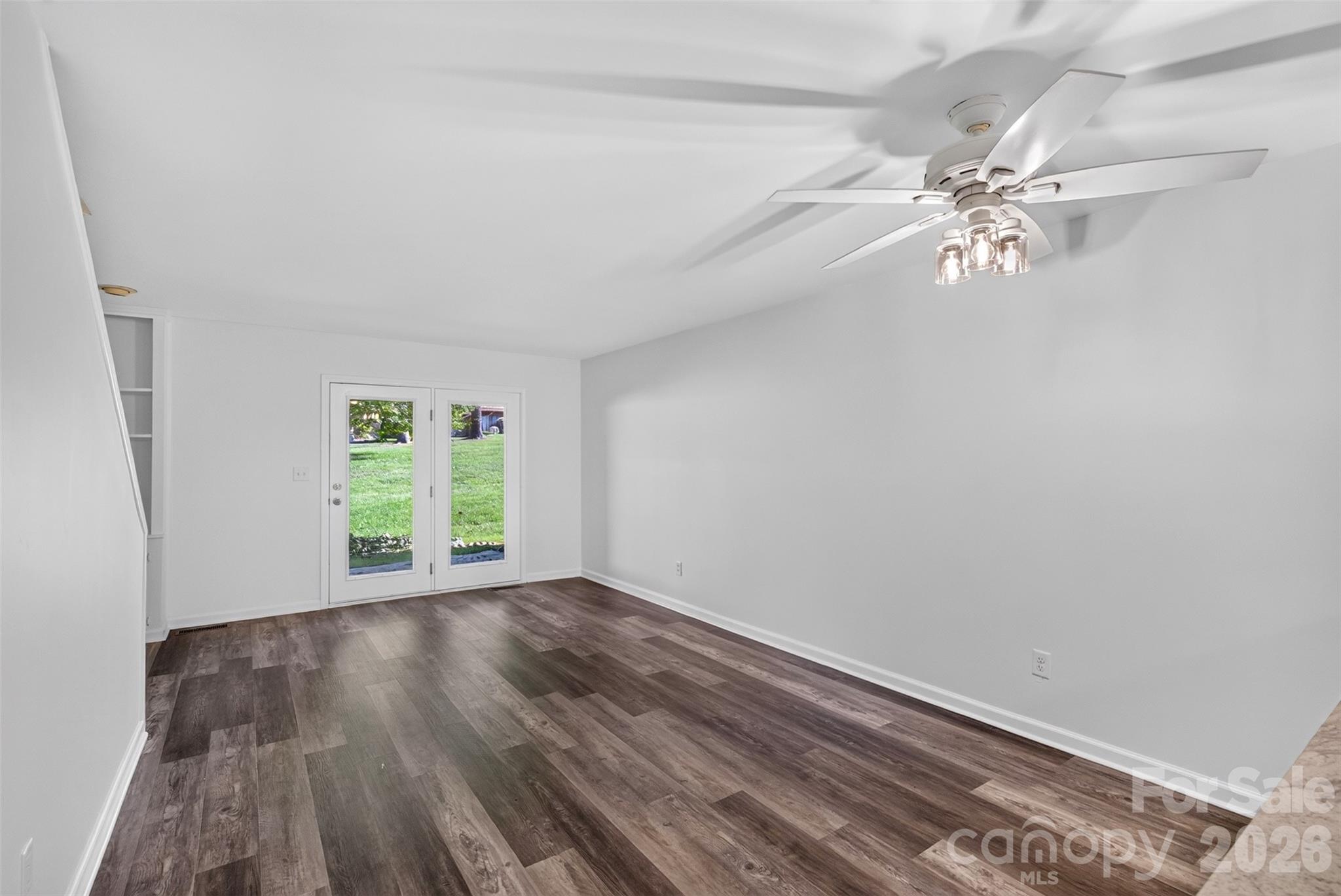 132 Colony Drive — Arden
