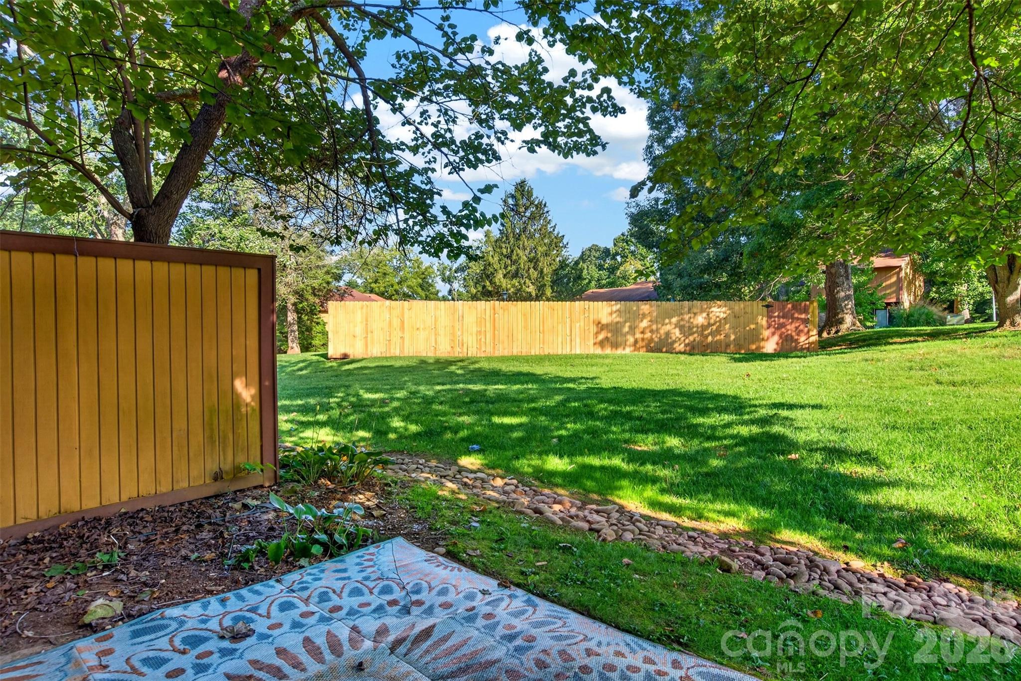 132 Colony Drive — Arden