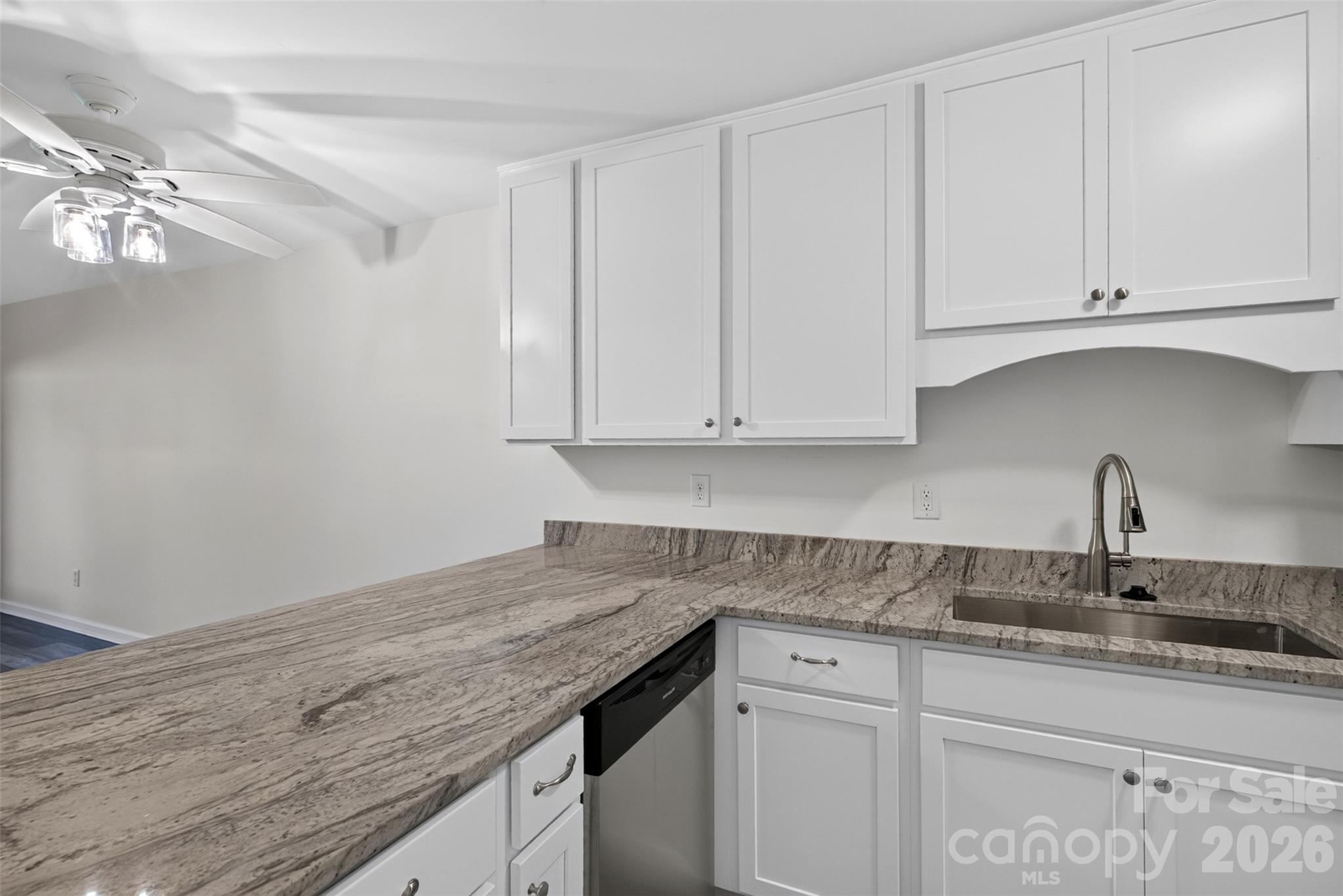 132 Colony Drive — Arden
